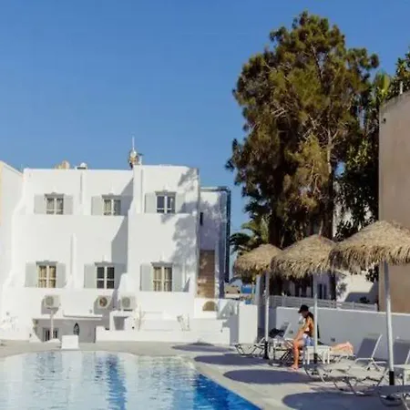 Hotel Oxygen Seaside Kamari (Santorini)