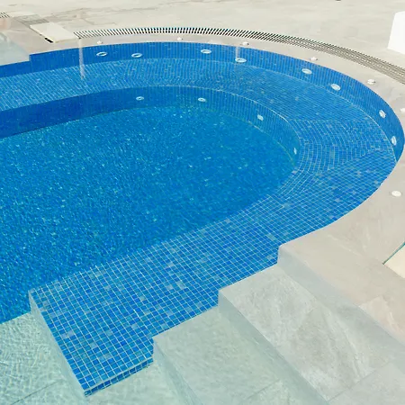 Oxygen Seaside Hotel 3*